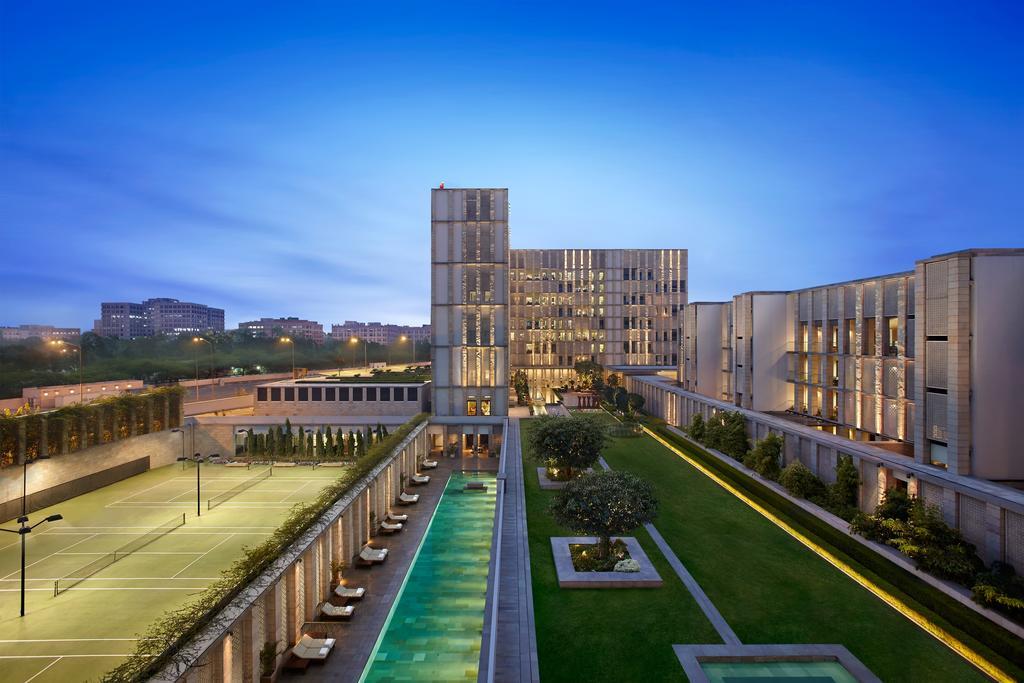 The Lodhi - A Member Of The Leading Hotels Of The World New Delhi Exterior photo