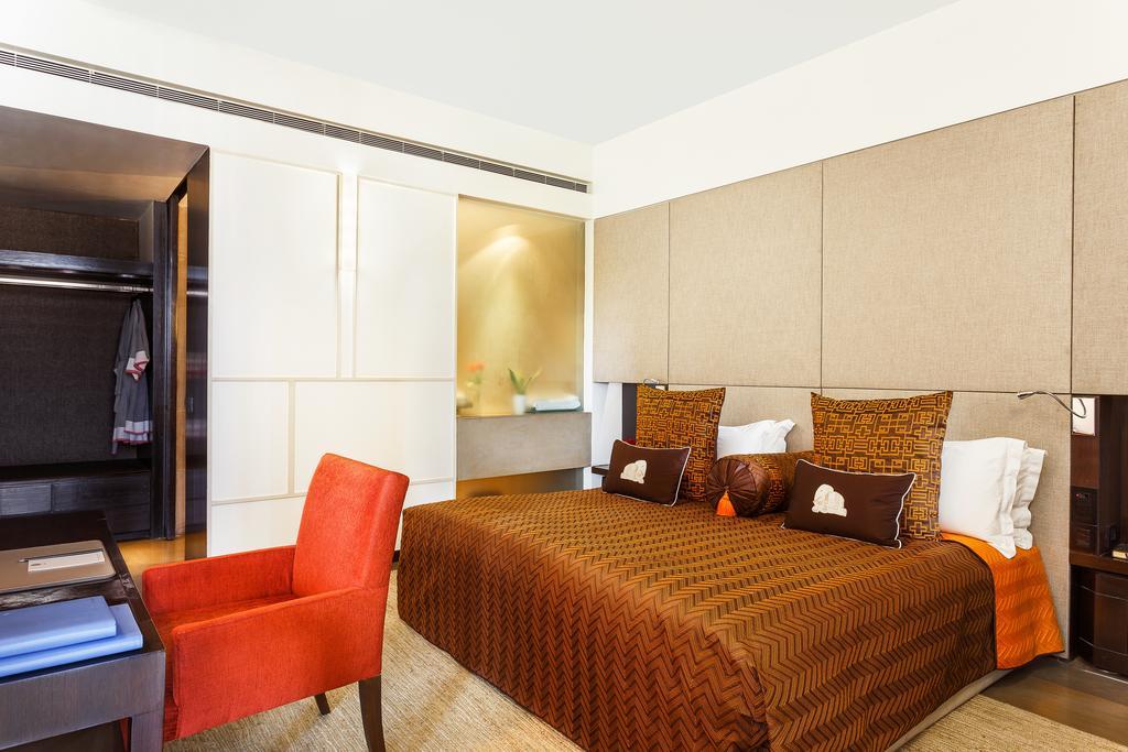 The Lodhi - A Member Of The Leading Hotels Of The World New Delhi Exterior photo