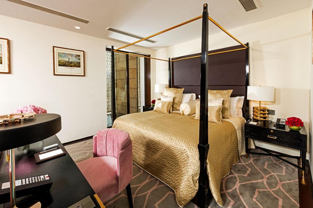The Lodhi - A Member Of The Leading Hotels Of The World New Delhi Exterior photo