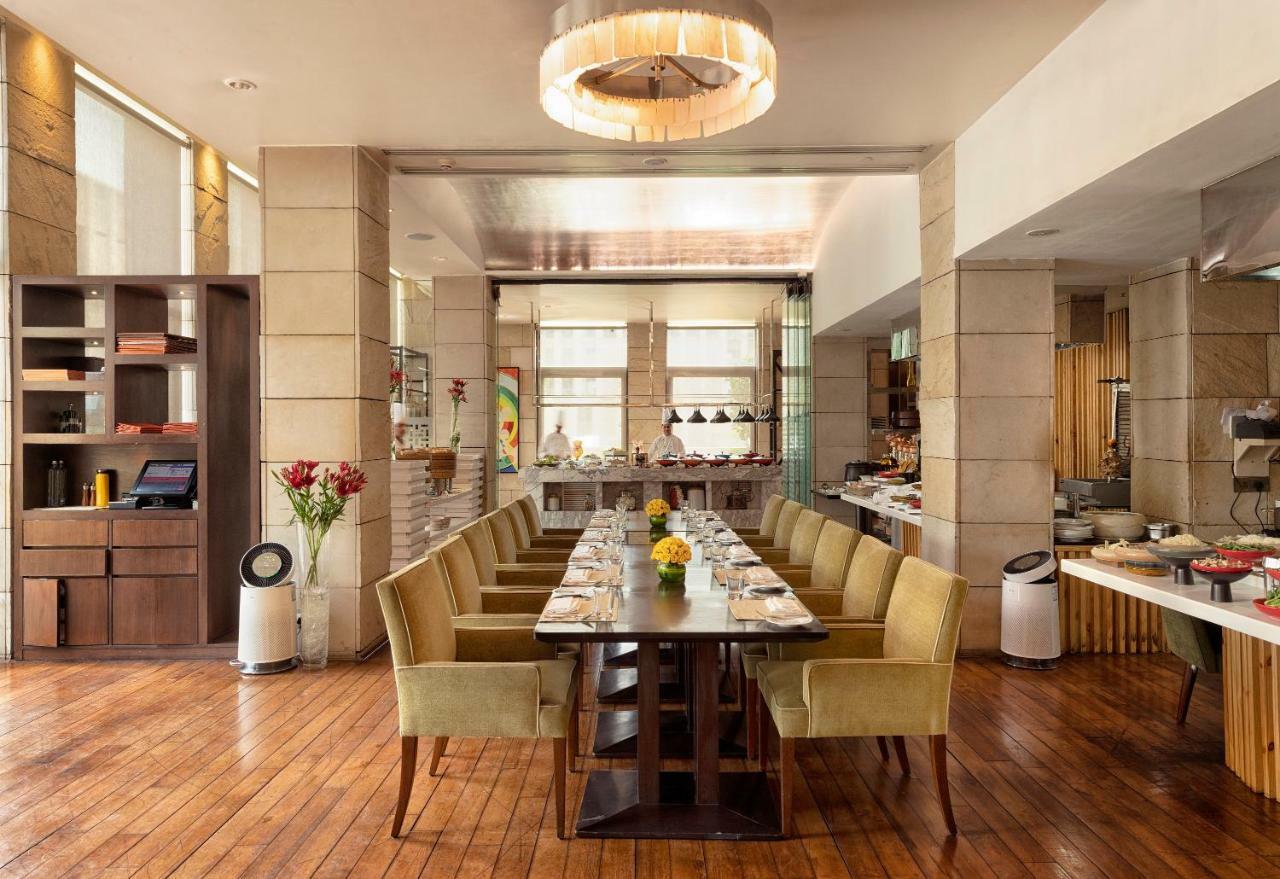 The Lodhi - A Member Of The Leading Hotels Of The World New Delhi Exterior photo
