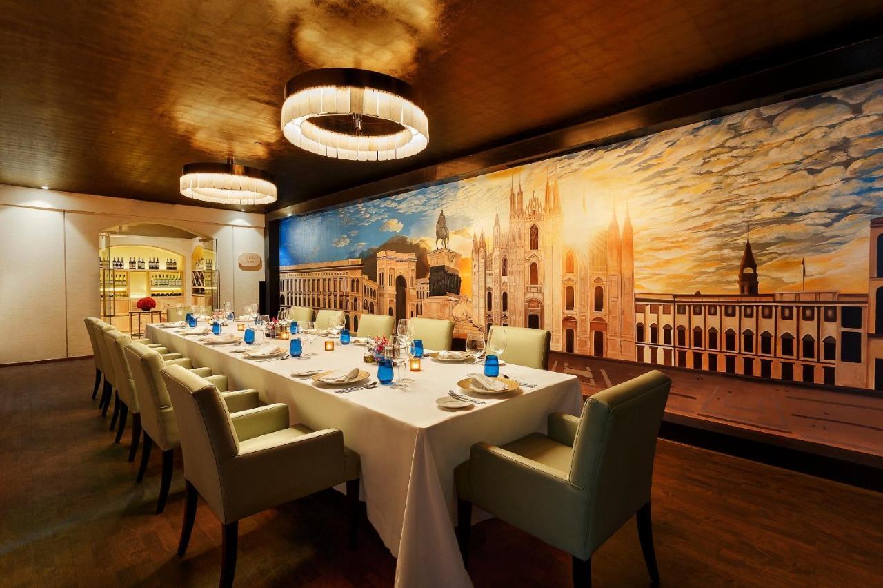 The Lodhi - A Member Of The Leading Hotels Of The World New Delhi Exterior photo